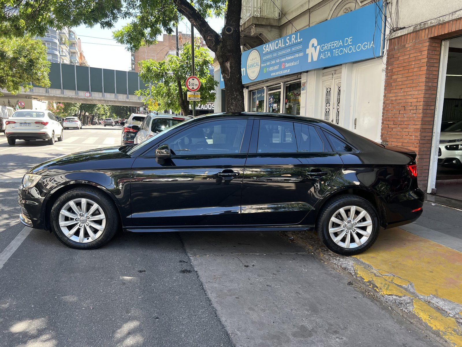 Audi A3 Sedán 1.4T FSI Stronic 2014, negro