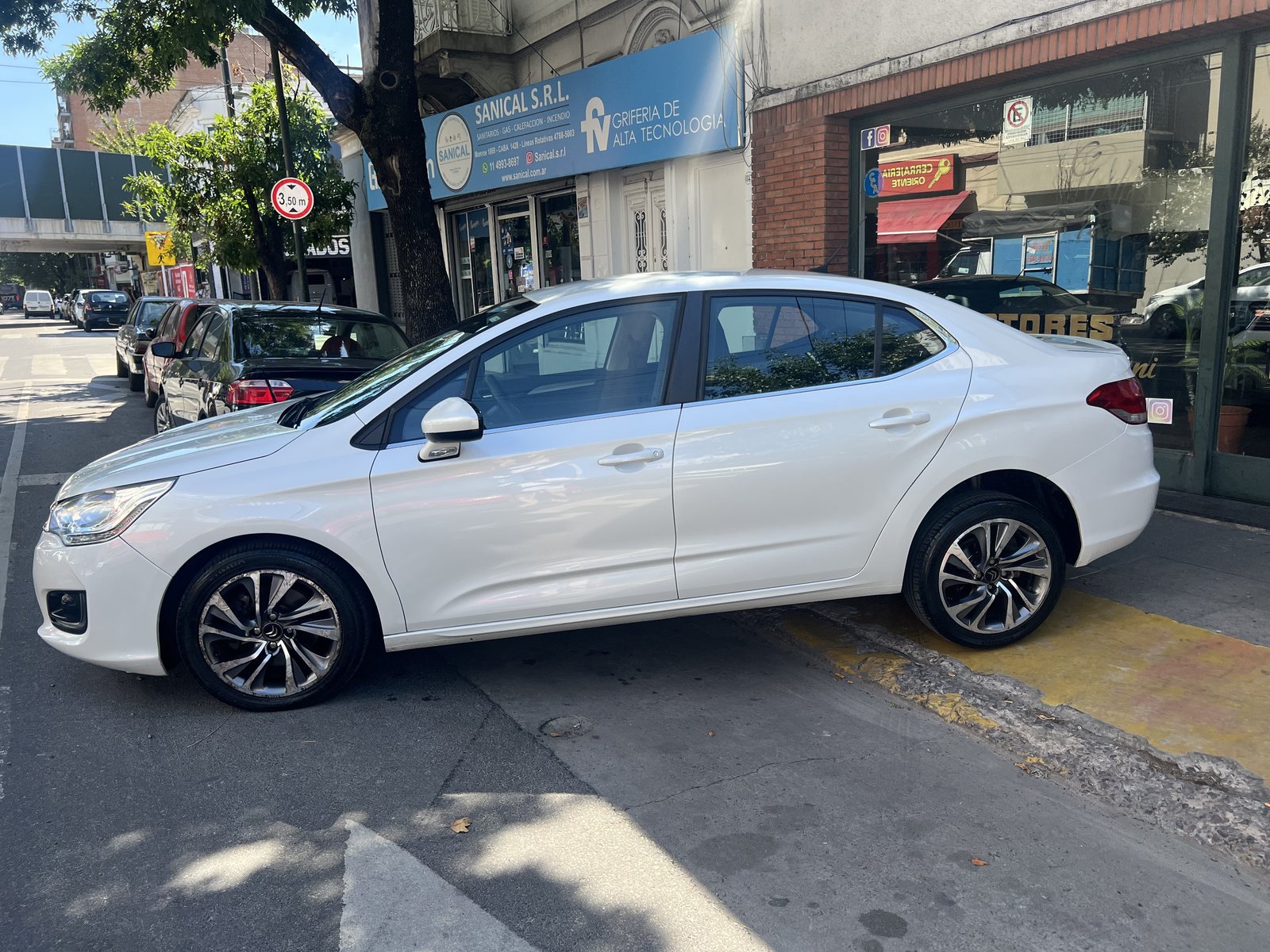 Citroën C4 Lounge AT6 Feel 2017, blanco