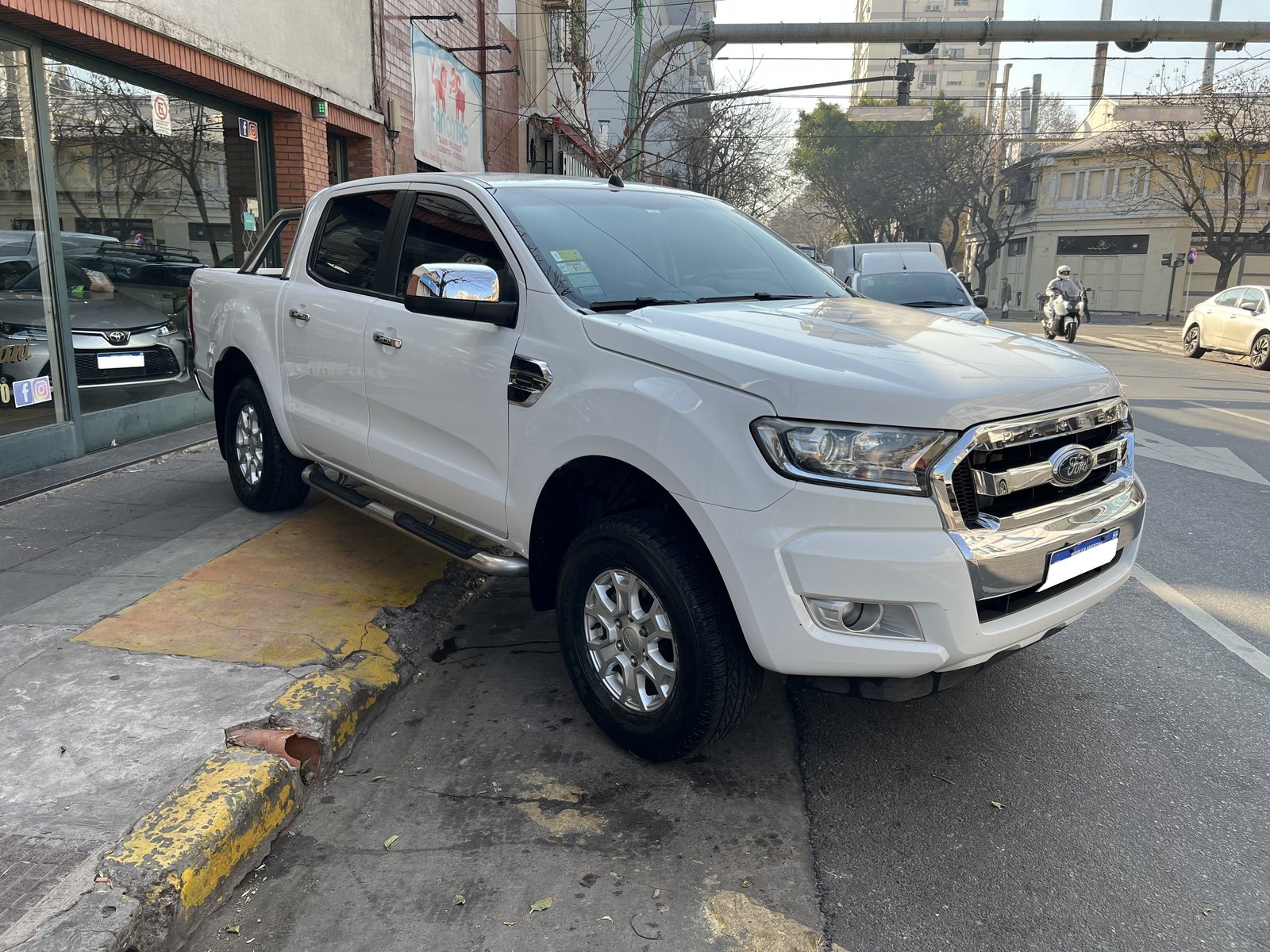 Ford Ranger XLT 2.5N 4x2 2019, blanco